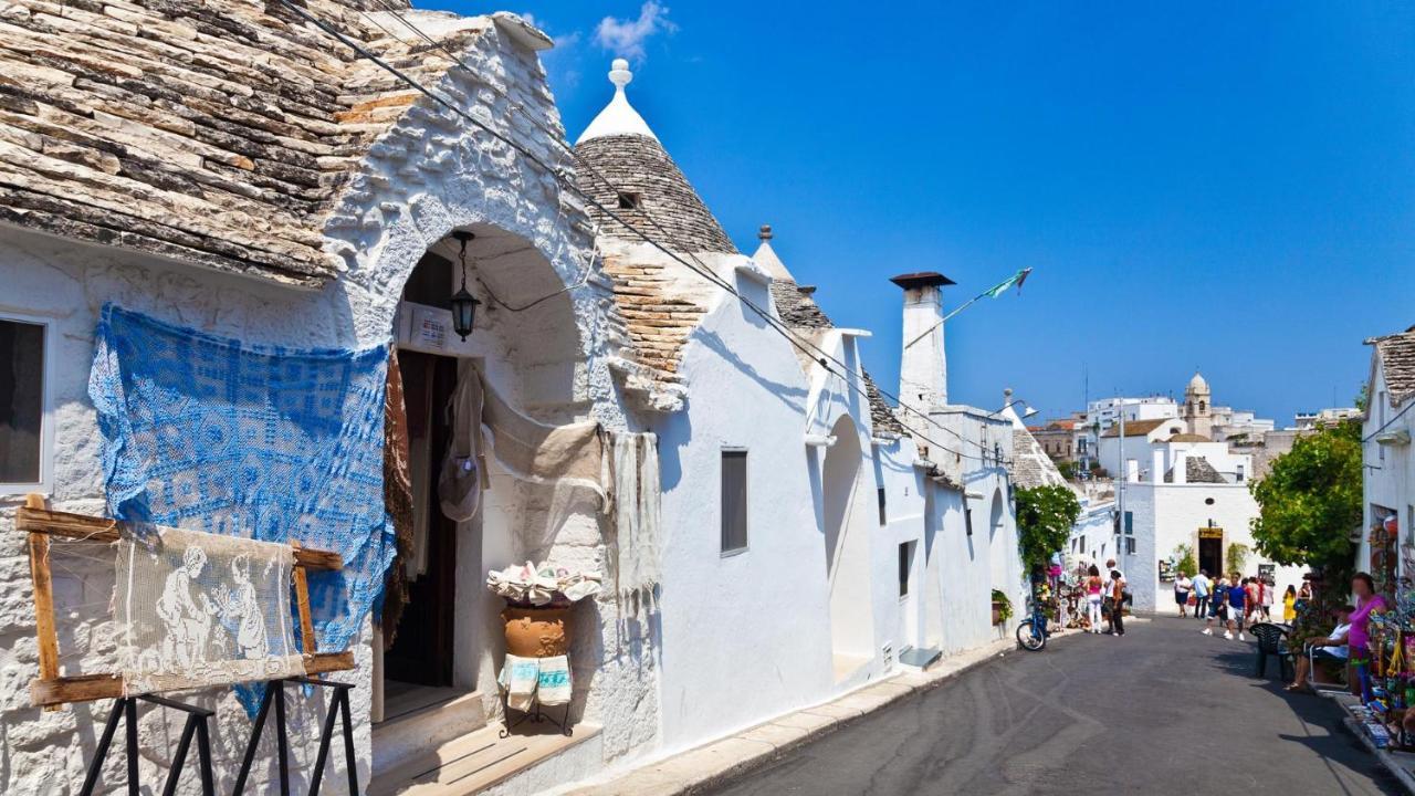 Trulli Antichi Mestieri - Widespread Trulli In The Historic Center Альберобелло Экстерьер фото